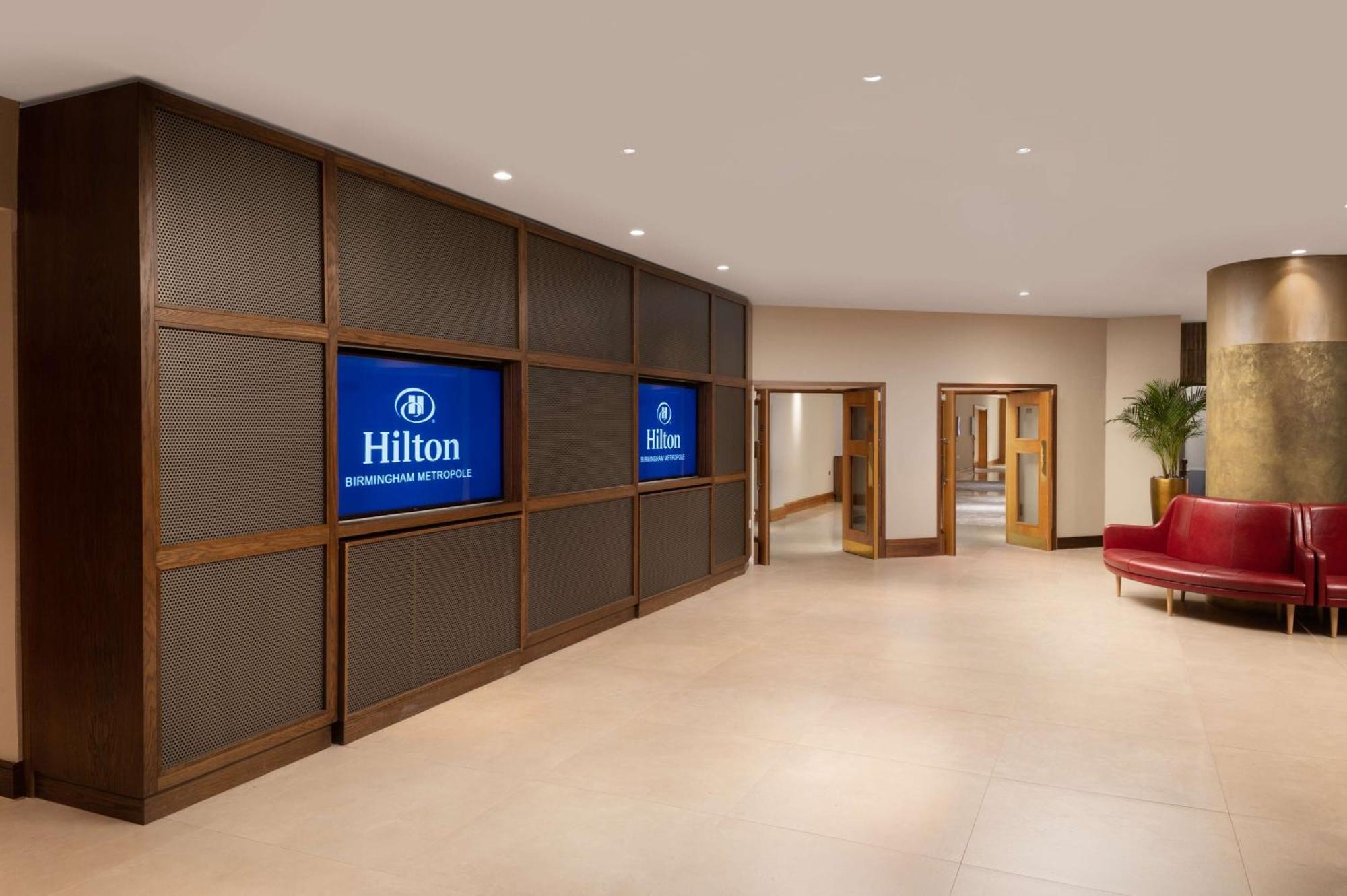 Hilton Birmingham Metropole Hotel Bickenhill Exterior foto